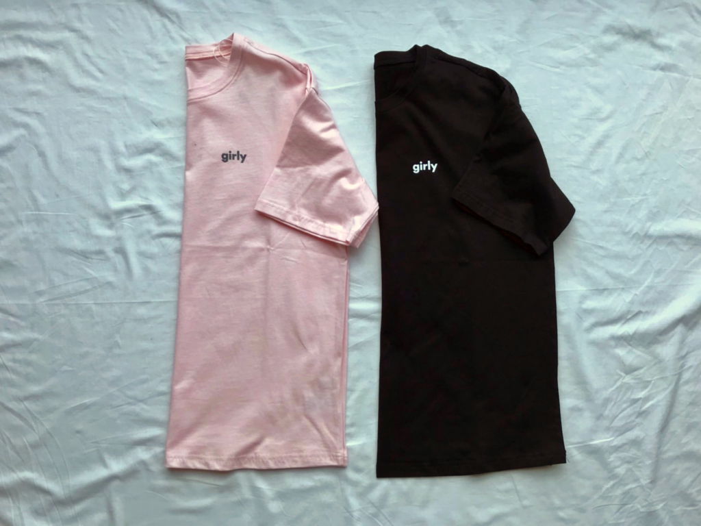 ピンク　黒　Tシャツ　レミスREMIS